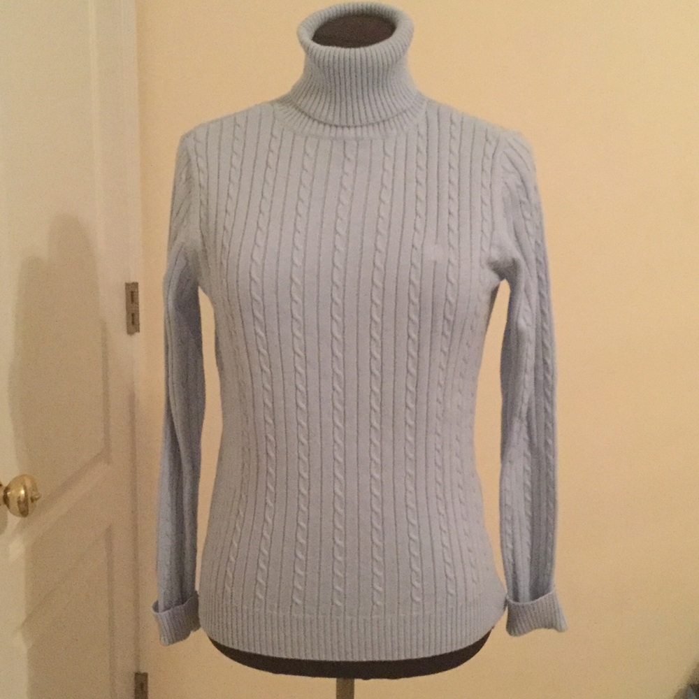 Izod Blue cable knit turtleneck sweater